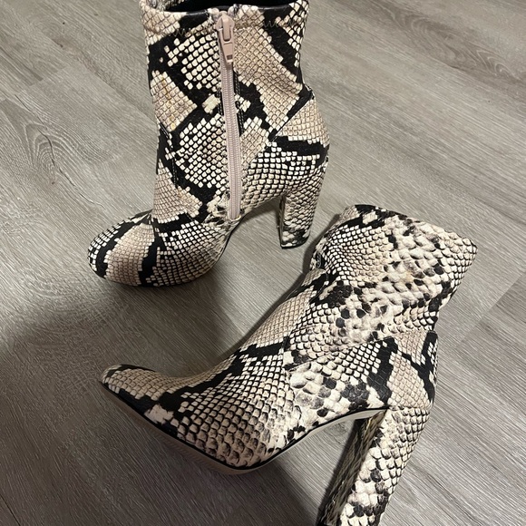 Call It Spring Piellan snake print boots - Picture 9 of 11